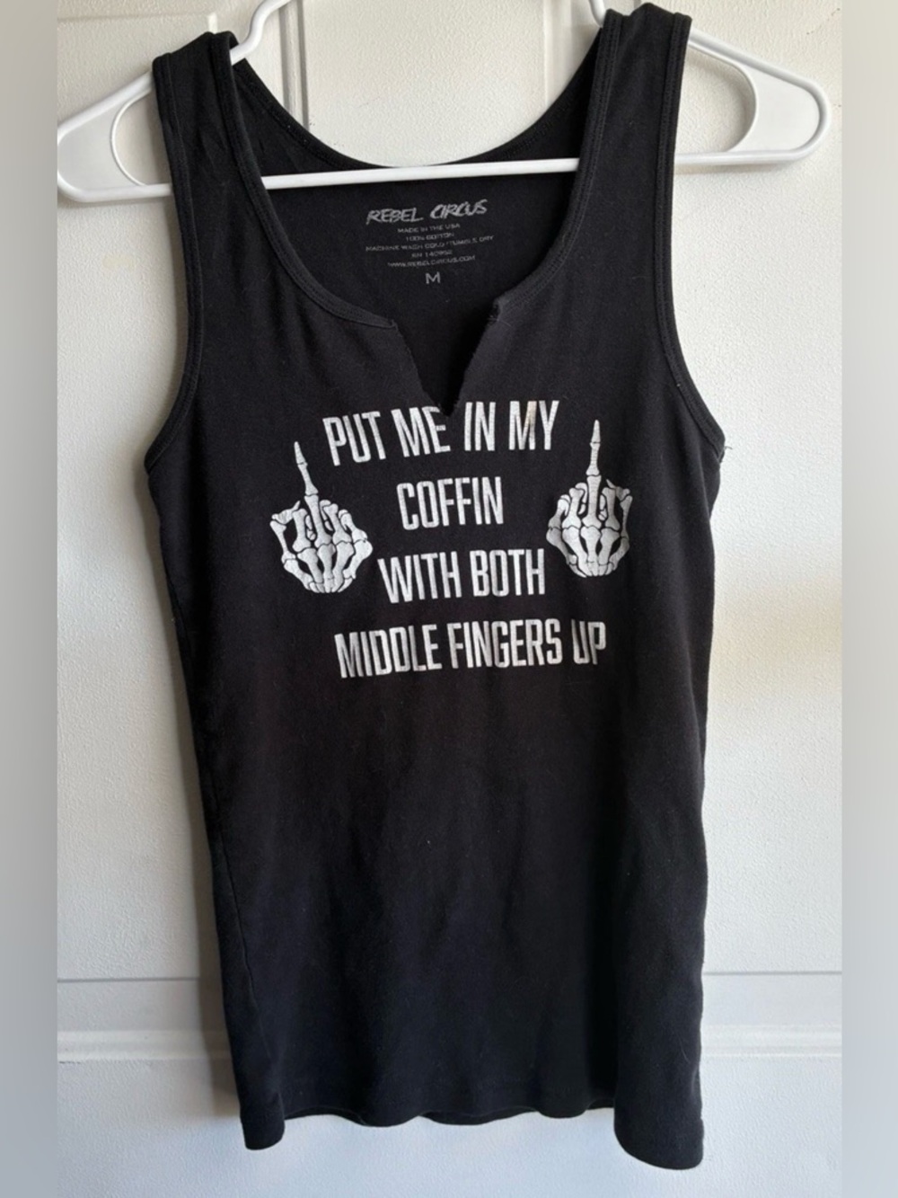 Women’s Black Graphic Tank Top Size Medium